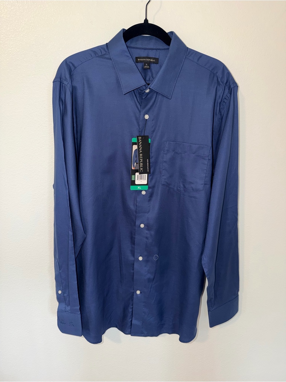 Banana Republic Men's Navy Blue Button-Down Dress Shirt